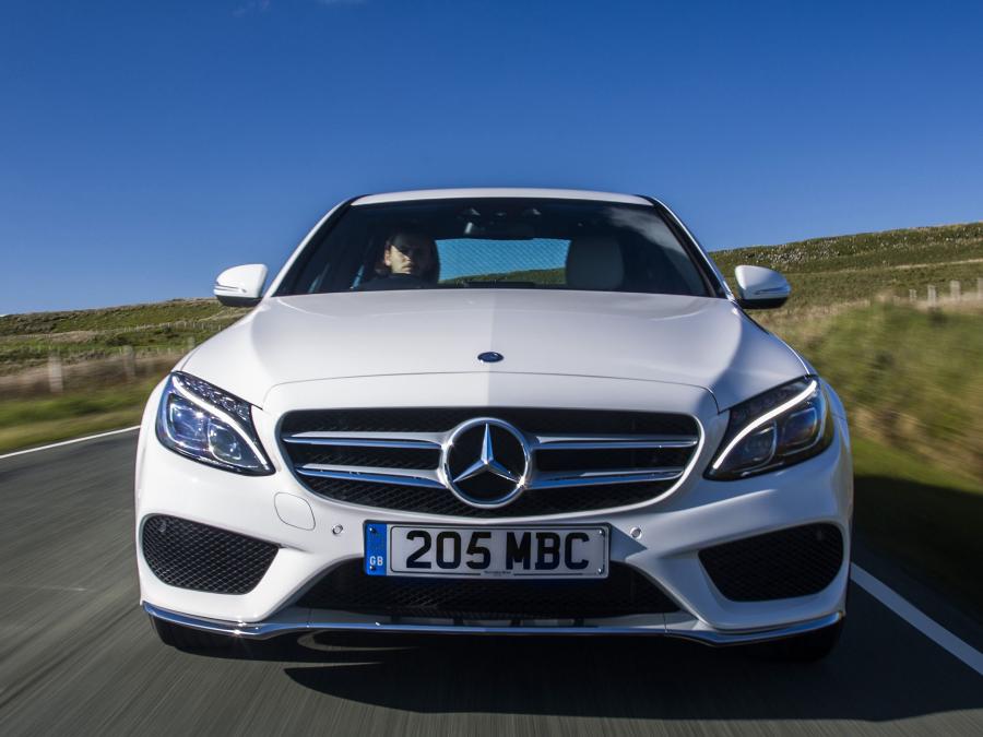  Mercedes-Benz C220 BlueTec AMG Line 2014 года  (UK) (фото 3 из 23)